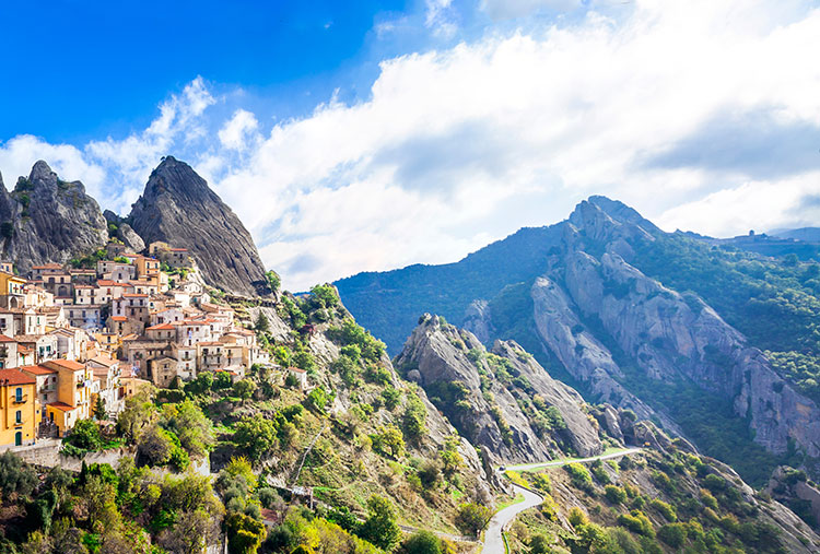 Da Castelmezzano a Pietrapertosa: il Percorso delle 7 Pietre