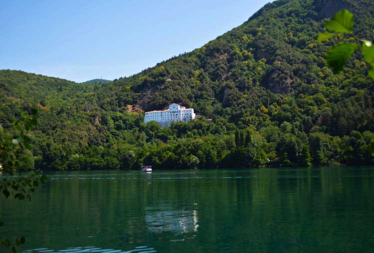 Alla scoperta dei Laghi della Basilicata