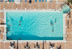 1, 2 o 7 Notti in Mezza Pensione con Accesso in Spiaggia e alla Piscina Esterna con Animazione per 2 persone