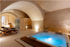 1 Notte nei Sassi anche con Spa Riservata e in Suite con Vasca Idromassaggio per 2 persone