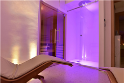 24 o 25/12: 1 Notte a Natale nel Cuore dei Sassi con Accesso Privato all'Area Benessere per 2 persone