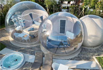 1 Notte in Bubble Room con Idromassaggio Esterna Riscaldata anche in Mezza Pensione per 2 persone