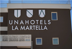 5 o 6/01: 1 Notte dell'Epifania in B&B o Mezza Pensione con Spa per 2 persone