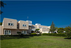 1 Notte in Mezza Pensione con Accesso alla Piscina Esterna per 2 persone